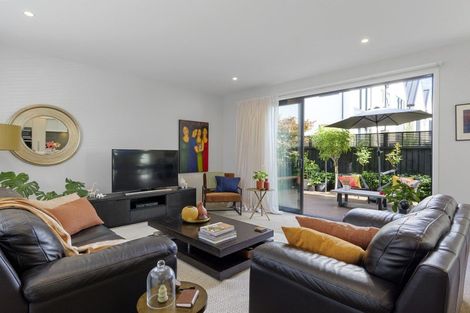 Photo of property in 3/11b Kilmarnock Street, Riccarton, Christchurch, 8011