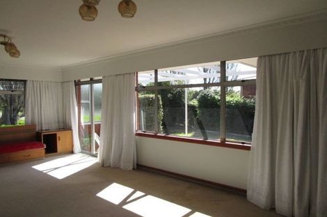 Photo of property in 100 Palatine Terrace, Saint Martins, Christchurch, 8022