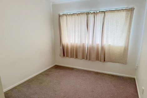 Photo of property in 102a Wharf Road, Te Atatu Peninsula, Auckland, 0610