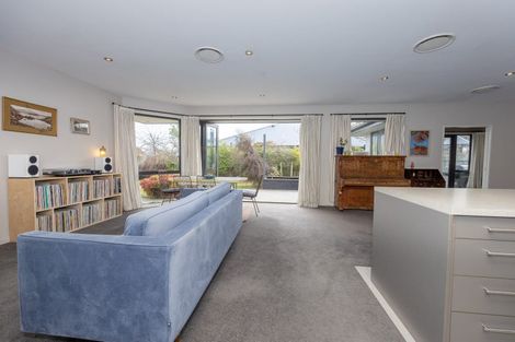 Photo of property in 128 Kings Drive, Wanaka, 9305