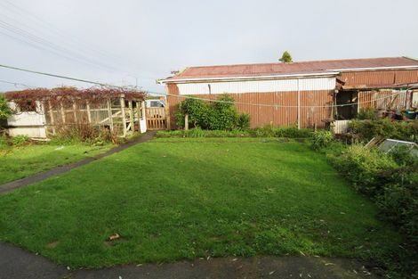 Photo of property in 120 Derby Street, Westport, 7825