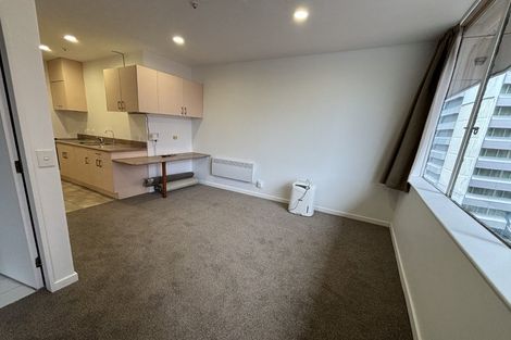 Photo of property in Terrace Tower Apartments, 6c/126 The Terrace, Wellington Central, Wellington, 6011