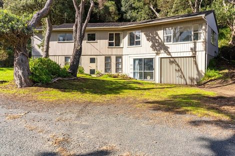 Photo of property in 20 Cynthia Place, Baylys Beach, Dargaville, 0377