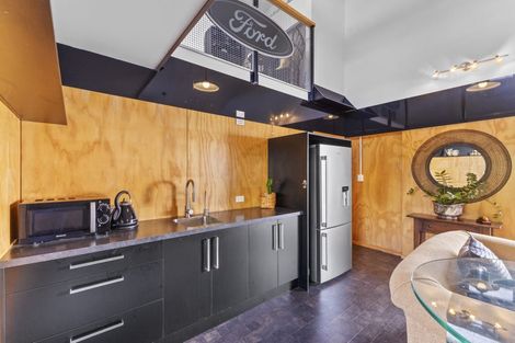 Photo of property in 298 Huatoki Street, Upper Vogeltown, New Plymouth, 4310