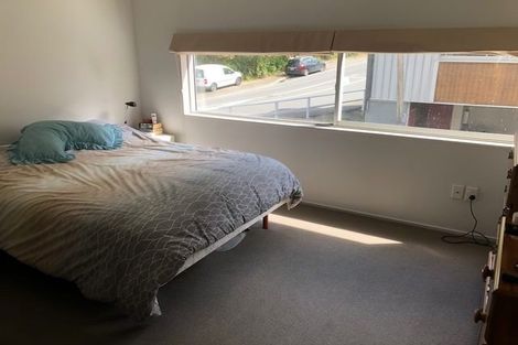 Photo of property in 24/2 Onslow Road, Khandallah, Wellington, 6035