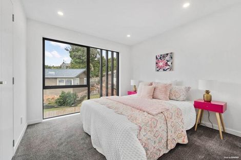 Photo of property in 5/28 Ludlow Terrace, Totara Vale, Auckland, 0627