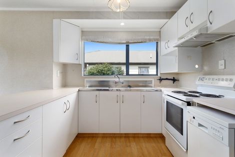 Photo of property in 28 Hotene Street, Whakatane, 3120