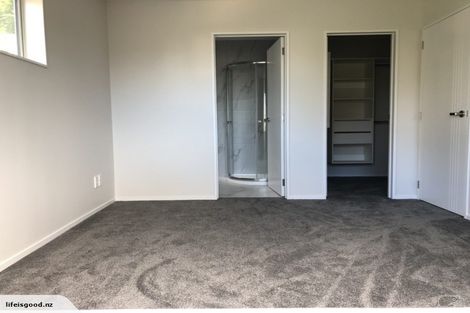 Photo of property in 5a Taurus Crescent, Beach Haven, Auckland, 0626