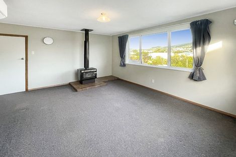 Photo of property in 15 Anthony Street, Tawa, Wellington, 5028