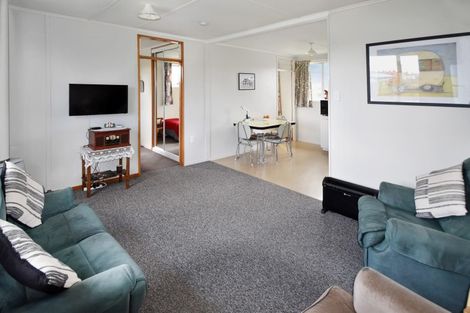 Photo of property in 25 Sealy Street, Twizel, 7901