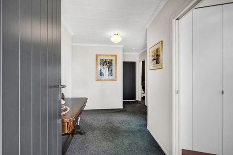 Photo of property in 78 Queens Road, Glen Avon, New Plymouth, 4312