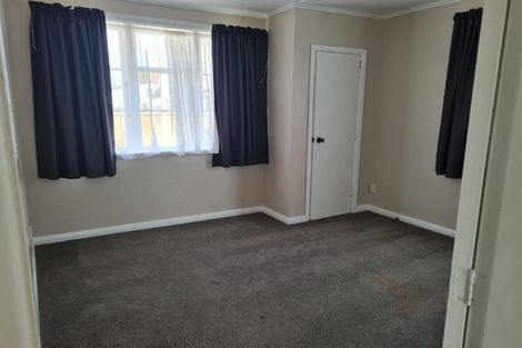 Photo of property in 614f1- Fergusson Drive, Trentham, Upper Hutt, 5018