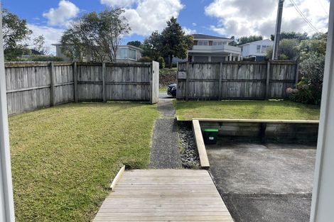 Photo of property in 22 Edgeworth Road, Glenfield, Auckland, 0629
