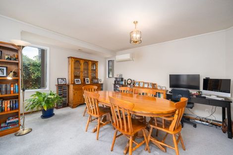 Photo of property in 5 Longmont Terrace, Churton Park, Wellington, 6037