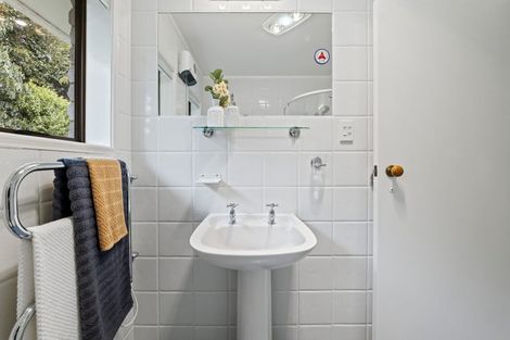 Photo of property in 16 Freeth Drive, Ridgewood, New Plymouth, 4371