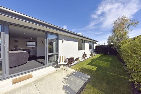 Photo of property in 111 Palmers Road, New Brighton, Christchurch, 8083