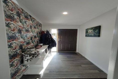 Photo of property in 12 Rangeview Road, Te Kauwhata, 3710
