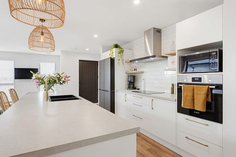 Photo of property in 31 Meadow View Drive, Belfast, Christchurch, 8051
