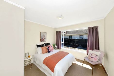 Photo of property in 11 Glenora Place, Hornby, Christchurch, 8042