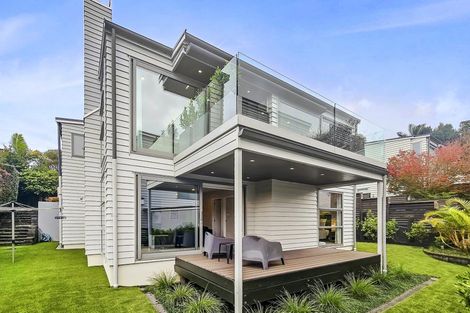 Photo of property in 29a Penzance Road, Mairangi Bay, Auckland, 0630