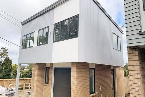 Photo of property in 42a Don Buck Road, Massey, Auckland, 0614