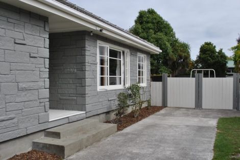 Photo of property in 247 Weston Road, Mairehau, Christchurch, 8052