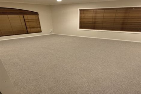 Photo of property in 180 Kilkenny Drive, East Tamaki Heights, Auckland, 2016