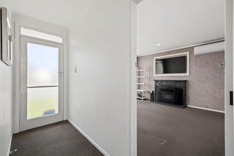 Photo of property in 8 Kahu Street, Utuhina, Rotorua, 3015