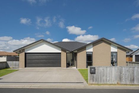 Photo of property in 14 Centaine Way, Papamoa Beach, Papamoa, 3118