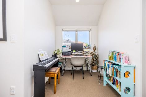 Photo of property in 51 Hart Road, Hauraki, Auckland, 0622