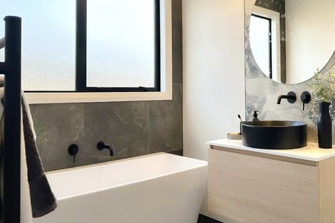 Photo of property in 7 Gratitude Way, Kelvin Grove, Palmerston North, 4414