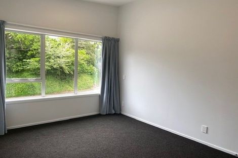 Photo of property in 28 Collins Avenue, Tawa, Wellington, 5028