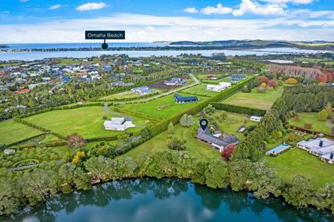 Photo of property in 273 Point Wells Road, Point Wells, 0986