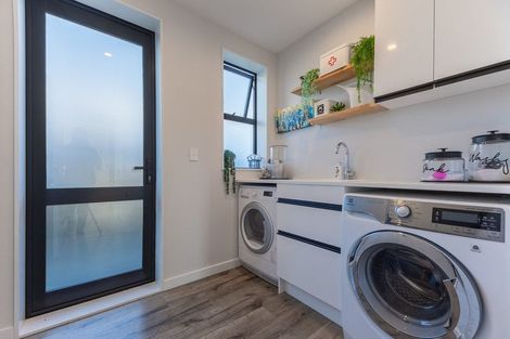 Photo of property in 9 Te Heke Place, Waikanae, 5036