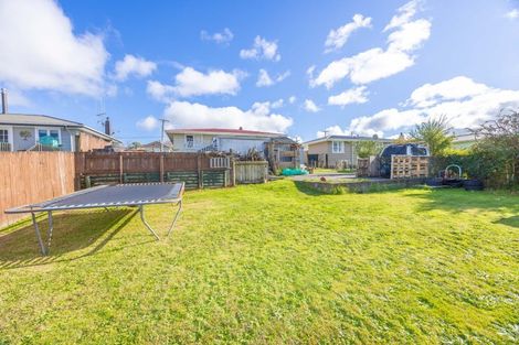 Photo of property in 325 Hazelmere Crescent, Te Awamutu, 3800