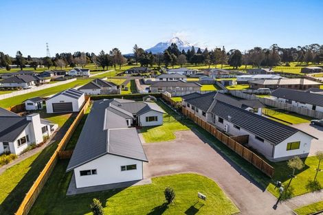 Photo of property in 22 Mercade Close, Stratford, 4332