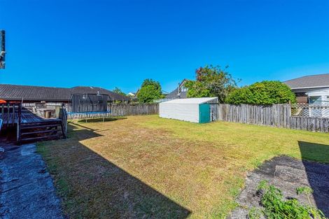 Photo of property in 277 Hobsonville Road, Hobsonville, Auckland, 0618