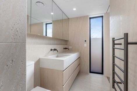 Photo of property in 57 Wiggins Street, Sumner, Christchurch, 8081