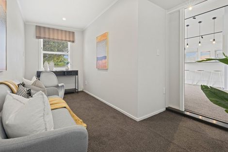 Photo of property in 84 Tiraumea Drive, Pakuranga, Auckland, 2010