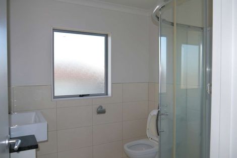 Photo of property in 4 Liscooly Place, Flat Bush, Auckland, 2019