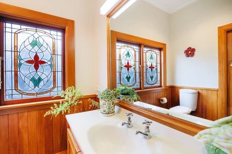 Photo of property in 21 Manapouri Crescent, Hokowhitu, Palmerston North, 4410