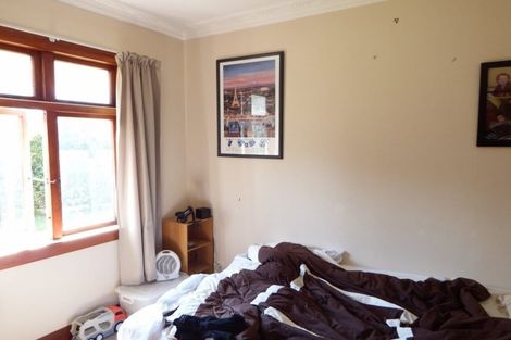 Photo of property in 13 Ross Street, Marton, 4710