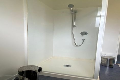 Photo of property in 17 Meteor Place, Schnapper Rock, Auckland, 0632
