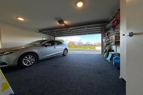 Photo of property in 24 Laly Haddon Place, Matakana, 0985