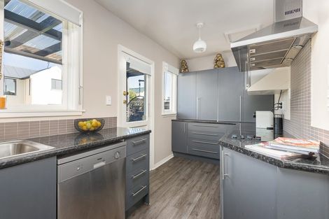 Photo of property in 144 Innes Road, St Albans, Christchurch, 8052