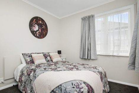 Photo of property in 19 Kowhai Avenue, Ebdentown, Upper Hutt, 5018