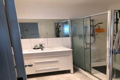 Photo of property in 9 Kent Road, Manurewa, Auckland, 2102