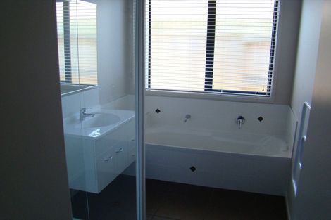 Photo of property in 85 Farringdon Avenue, Rototuna North, Hamilton, 3210