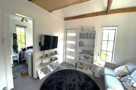 Photo of property in 2/9 Montgomery Street, Stokes Valley, Lower Hutt, 5019