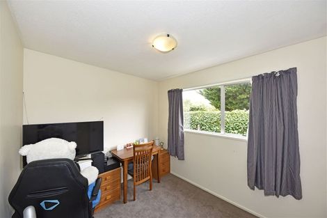 Photo of property in 20 Heaphy Place, Casebrook, Christchurch, 8051